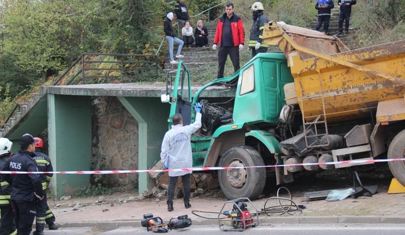 Komşuda feci kaza: 1 ölü