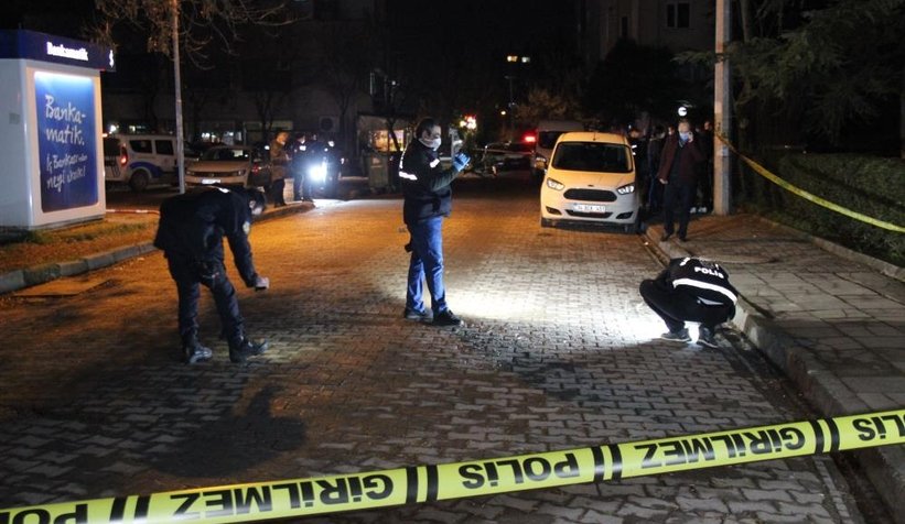 Komşuda silahlı saldırı: 2 yaralı