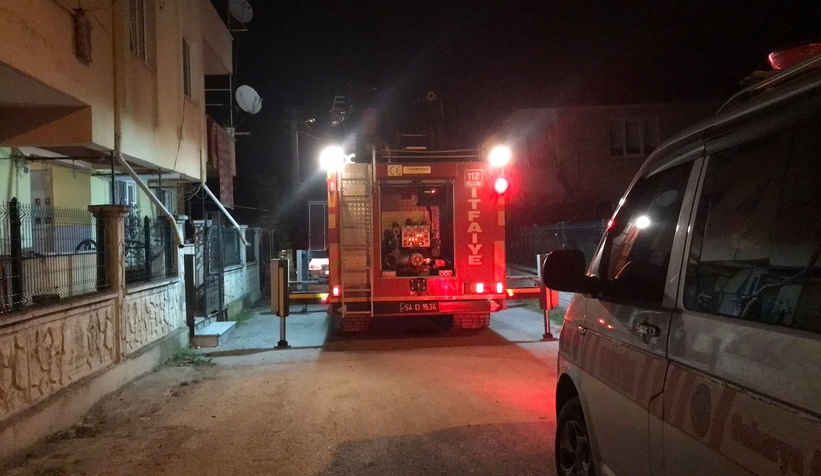 Komşular haber alamayınca ekipler eve girdi