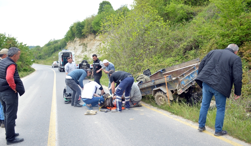  Kontrolden çıkan pat pat su kanalına düştü: 1 yaralı 