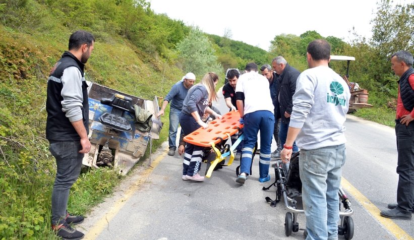  Kontrolden çıkan pat pat su kanalına düştü: 1 yaralı 