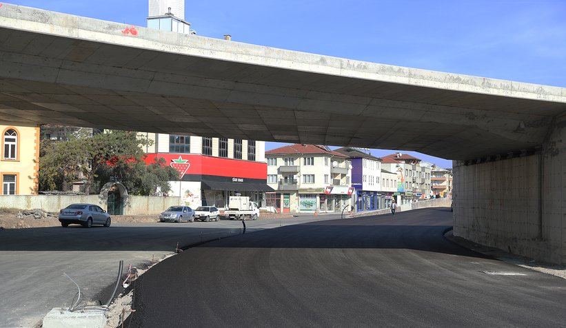 Köprülü Kavşak çift yönlü ulaşıma hazır