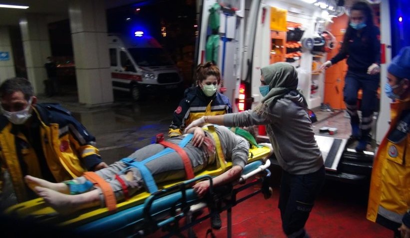 Korkunç kaza; Anne-baba öldü, kızları ağır yaralandı