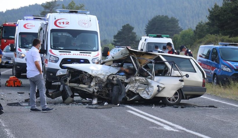 Korkunç kaza; Karı koca öldü
