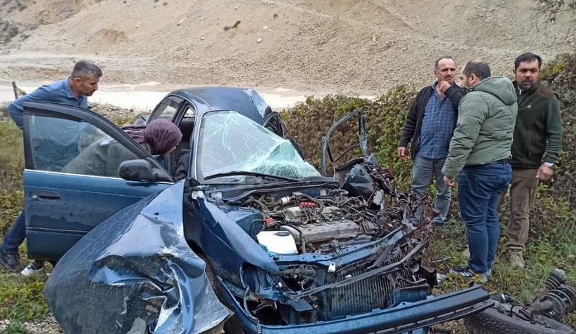 Korkunç kaza; Otomobil sürücüsü öldü