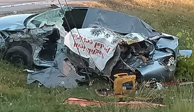 Korkunç kazada 2'si çocuk 5 kişi öldü