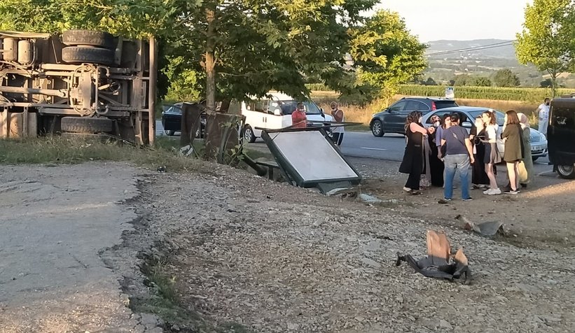 Korkunç kazada 2'si çocuk 5 kişi öldü