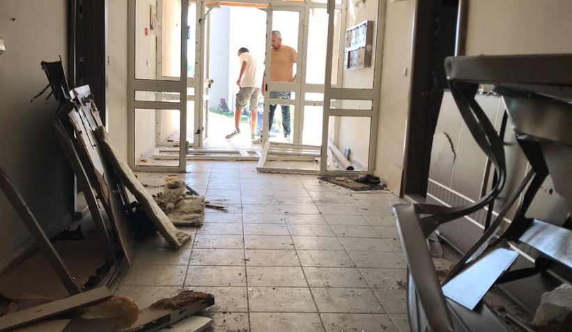 Korkunç patlama: 15 ev ve bir araç hasar gördü