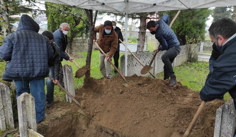 Kenan Işıkaltun defnedildi