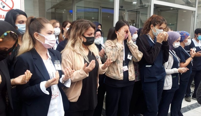 Koronadan ölen Doktor Katıöz'e son görev