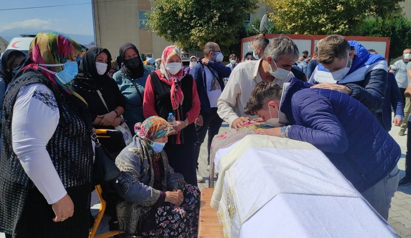 Koronadan ölen Kezban hemşireye son görev