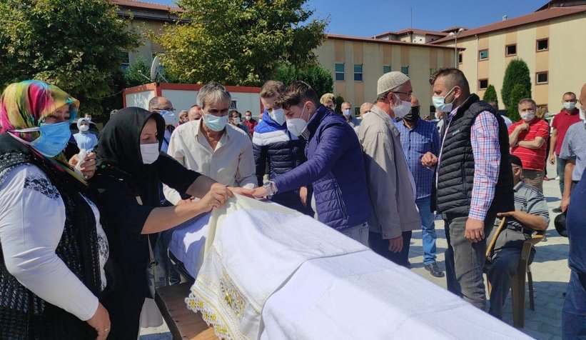 Koronadan ölen Kezban hemşireye son görev