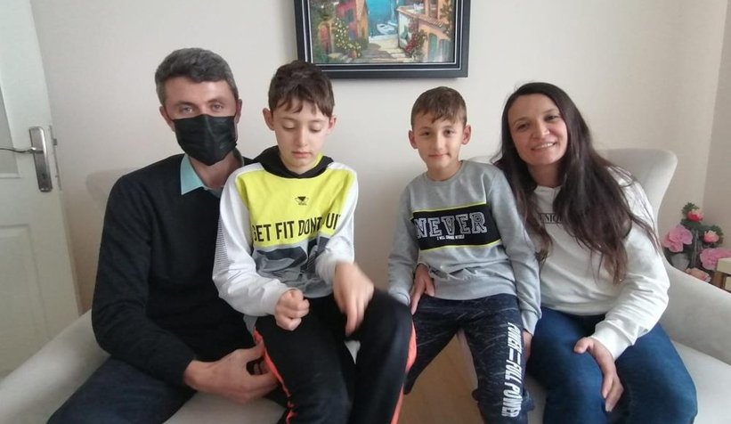 Korsanlar tarafından kaçırılan denizci ailesine kavuştu