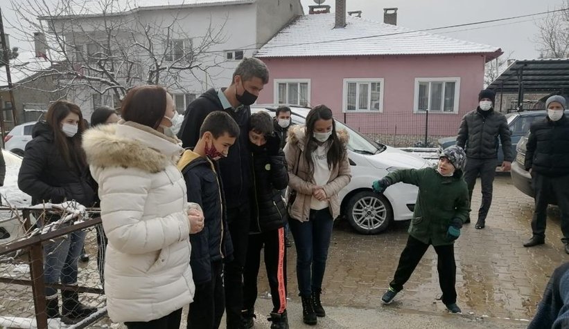 Korsanlar tarafından kaçırılan denizci ailesine kavuştu