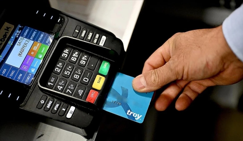 kredi-kartinda-100-bin-lira-limitini-dusurmek-icin-basvuranlarin-sayisi-simdiden-yuz-binleri-astit1fubxuwk0