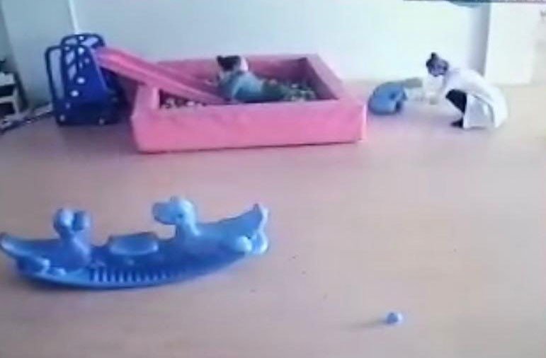 Kreşte çocuğu darp edilen babadan şok iddia