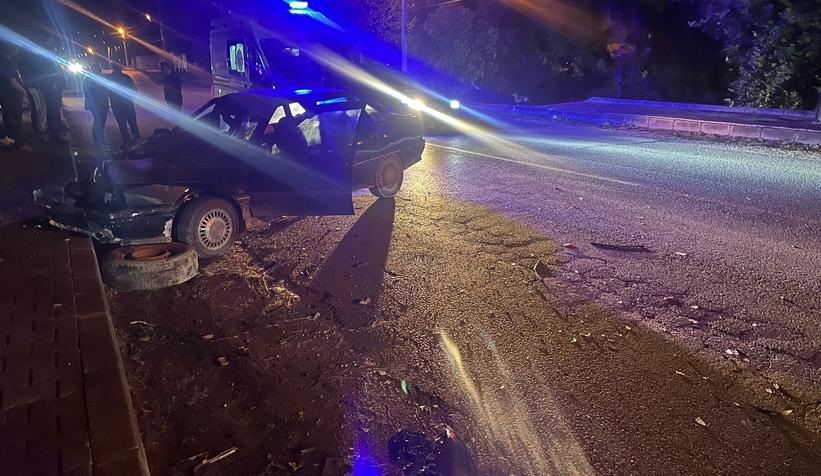 Küçücek Kavşağı'nda kaza: 1 yaralı