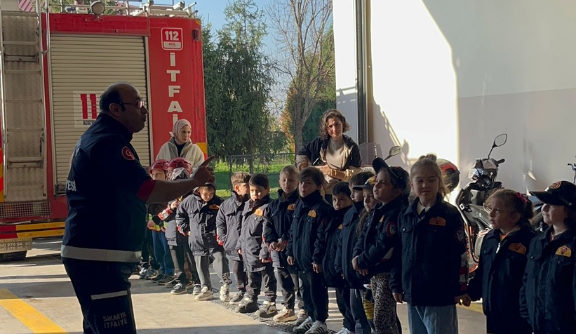 kucuk-kahramanlar-itfaiyede-egitim-aldismcxqlk5b3