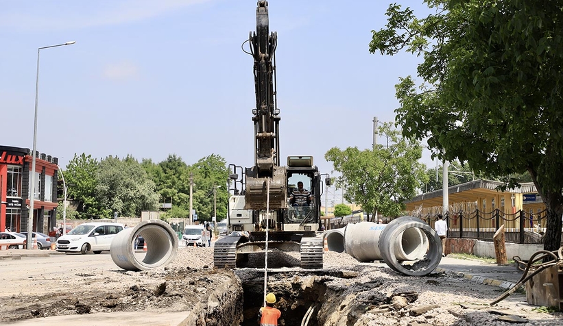 Kudüs Caddesi’ndeki çalışmalar aralıksız sürüyor
