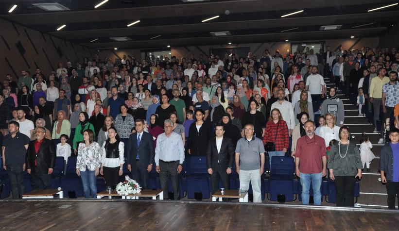 kulturlerin-kardesligi-halk-oyunlari-soleniu3cvbghodl