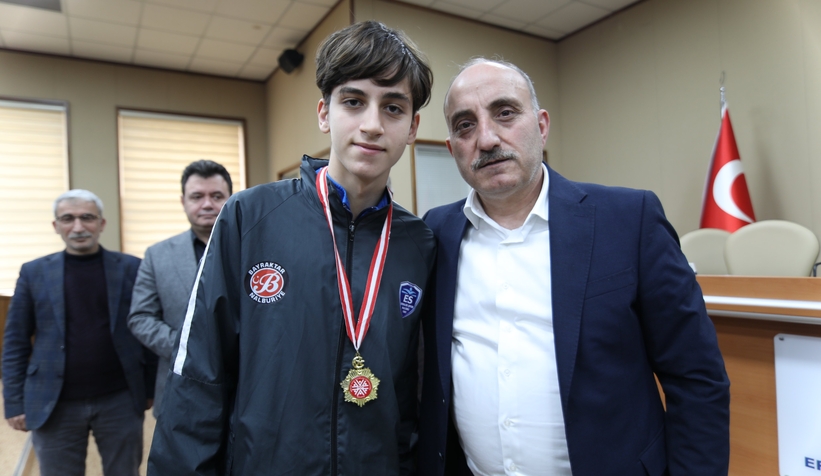 kupayi-baskan-fevzi-kilic-tan-aldilarvjjeruxtu0