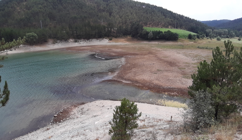 Kuraklık Sünnet Gölü'nü'de vurdu