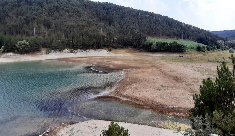 Kuraklık Sünnet Gölü'nü'de vurdu