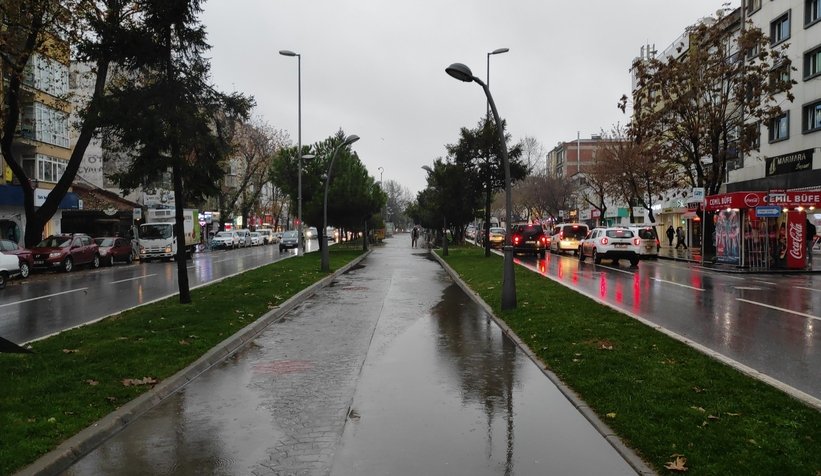 Kuraklık yaşanan Sakarya'da beklenen yağış geldi