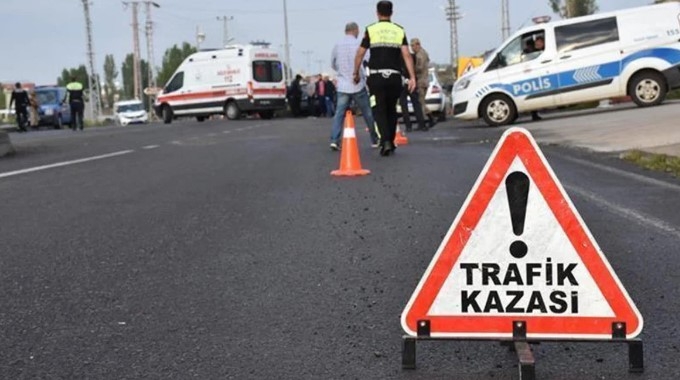 kurban-bayrami-nin-ikinci-gununde-726-kaza-yasandi-11-kisi-hayatini-kaybettis3i0s2vrsh