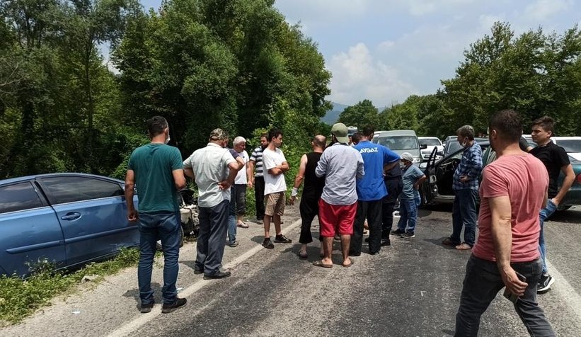 Kurban kesimi dönüşünde kaza: 6 yaralı