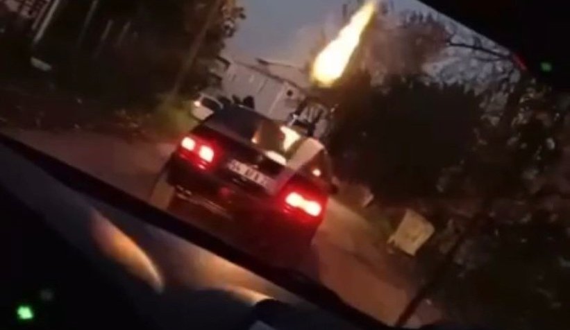 Kurtlar Vadisi müziği eşliğinde havaya ateş açtı