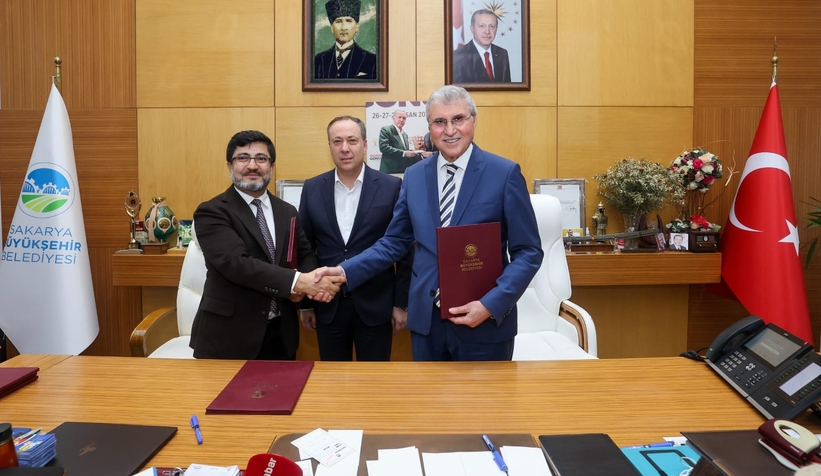 Kampüs-Çarşı raylı sistem hattında protokol imzalandı