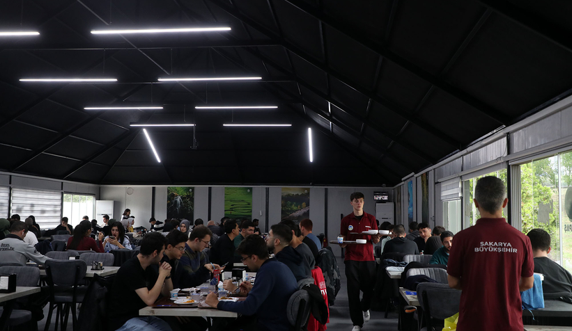 kus-mutfak-105-bin-ogrenciyi-agirladizmnoslg0d2