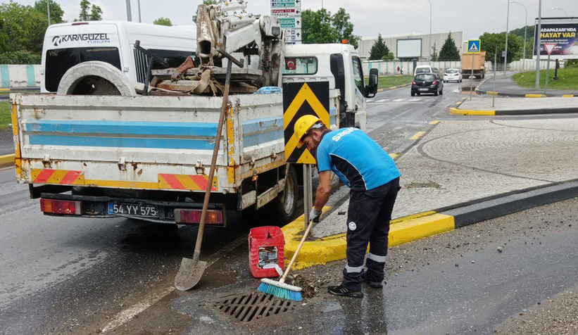 Kuvvetli yağışta Büyükşehir’den anında müdahale