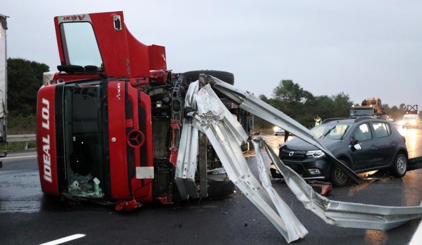 Kuzey Marmara Otoyolu'nda feci kaza