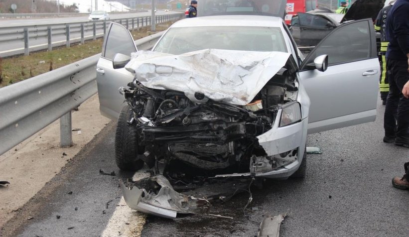 Kuzey Marmara Otoyolu'nda kaza: 3 yaralı