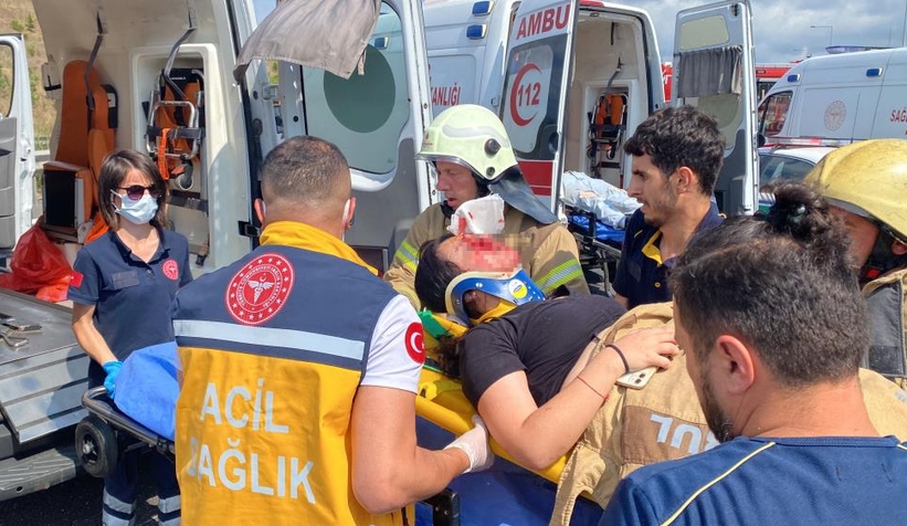 Kuzey Marmara Otoyolu’nda zincirleme kaza: 11 yaralı