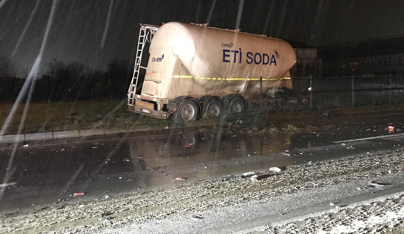 Kuzuluk Kavşağında kaza: 2 yaralı