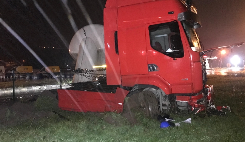 Kuzuluk Kavşağında kaza: 2 yaralı