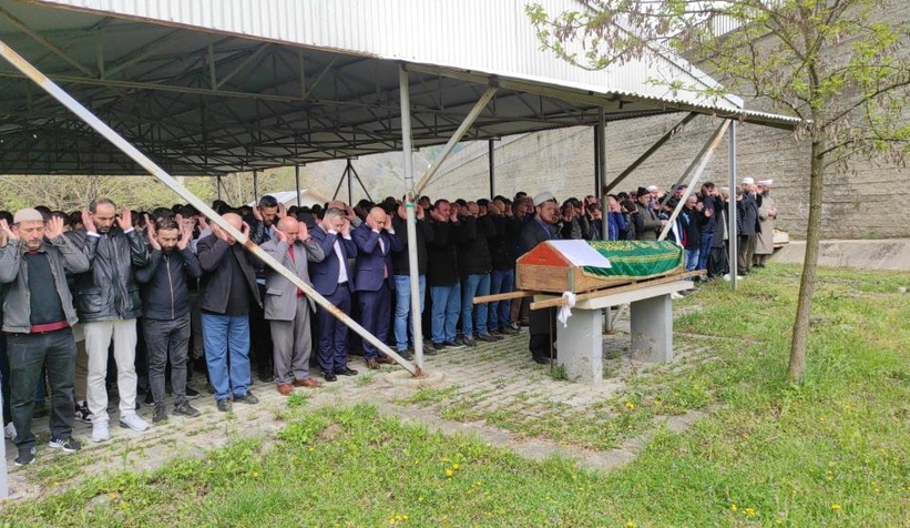 lisedeki-kavgada-olen-enes-e-aci-vedam2horum1mf