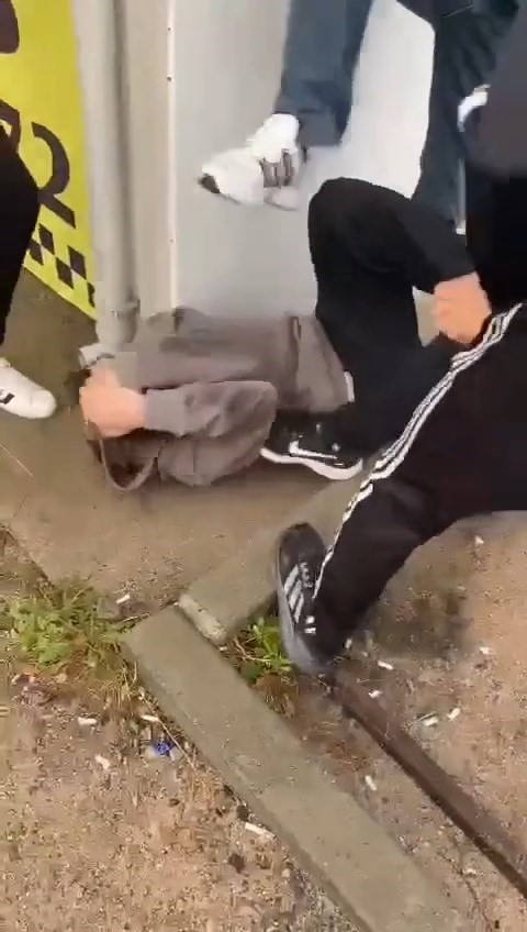 Liseli genç feci şekilde darp edildi