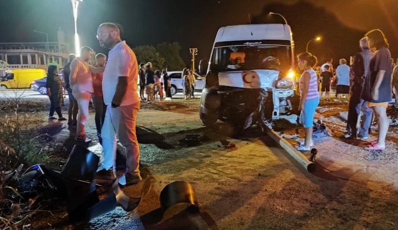 luks-otomobil-ile-minibus-kavsakta-carpisti-1-yaralitdjwnzzeq0