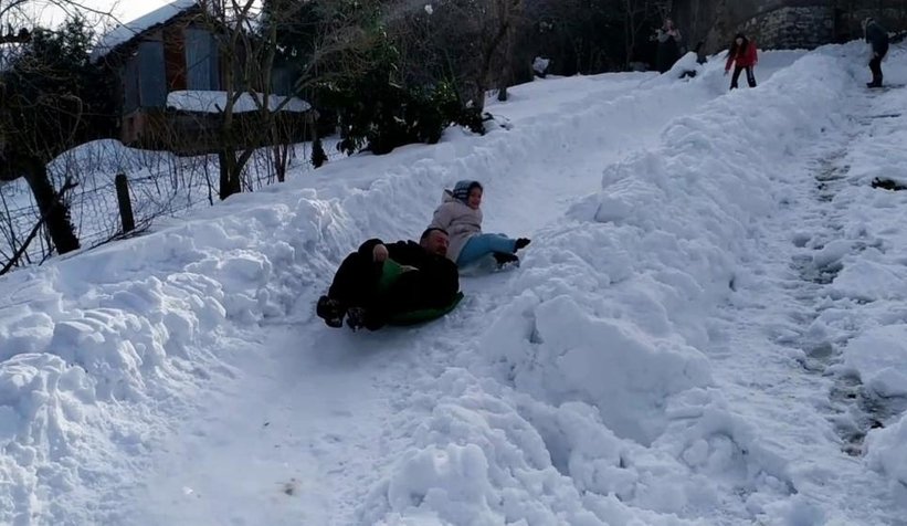 Mahallelinin kayak keyfi