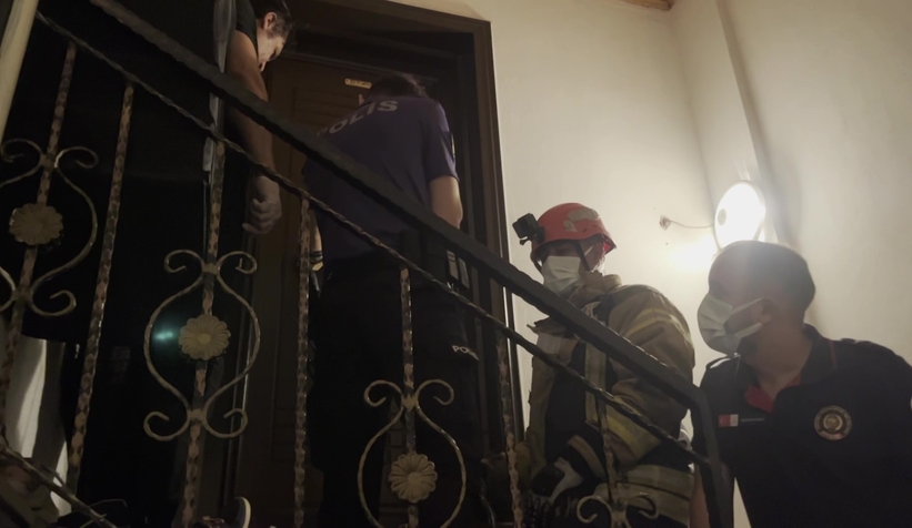 Mahalleyi koku sarınca ceset ortaya çıktı