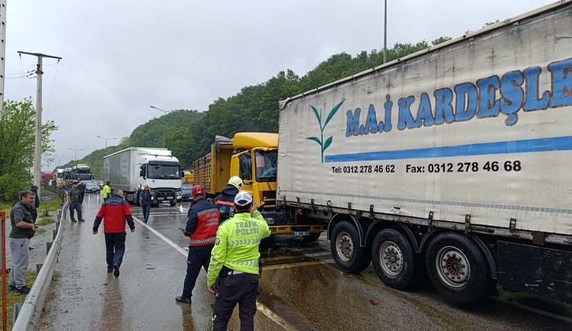 makaslayan-tir-zincirleme-kazaya-neden-oldurepxa2jot1