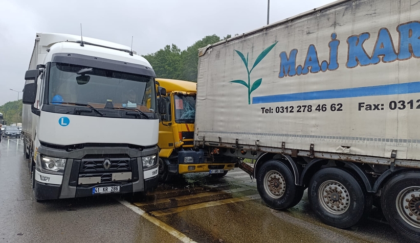 makaslayan-tir-zincirleme-kazaya-neden-oldurepxa2jot1