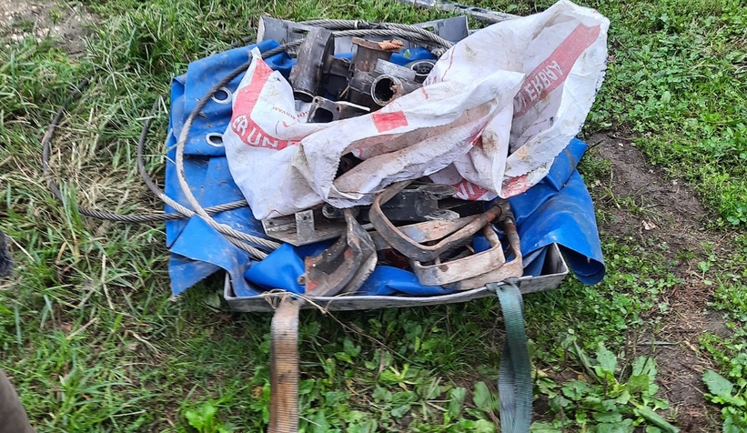 Malzeme çaldı, fark edilince bırakıp kaçtı