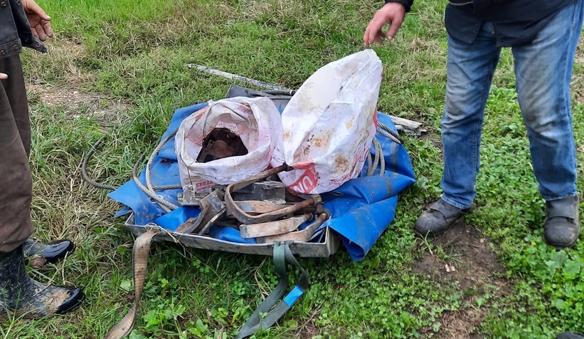 Malzeme çaldı, fark edilince bırakıp kaçtı