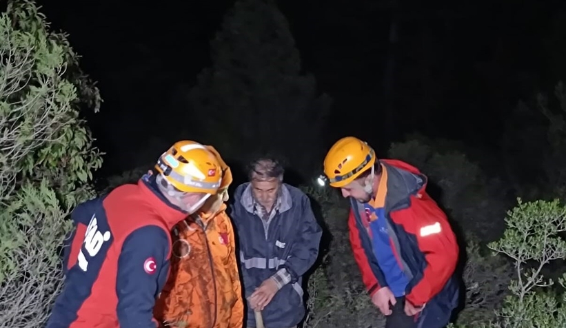 Mantar toplarken kaybolan 2 kişi kurtarıldı