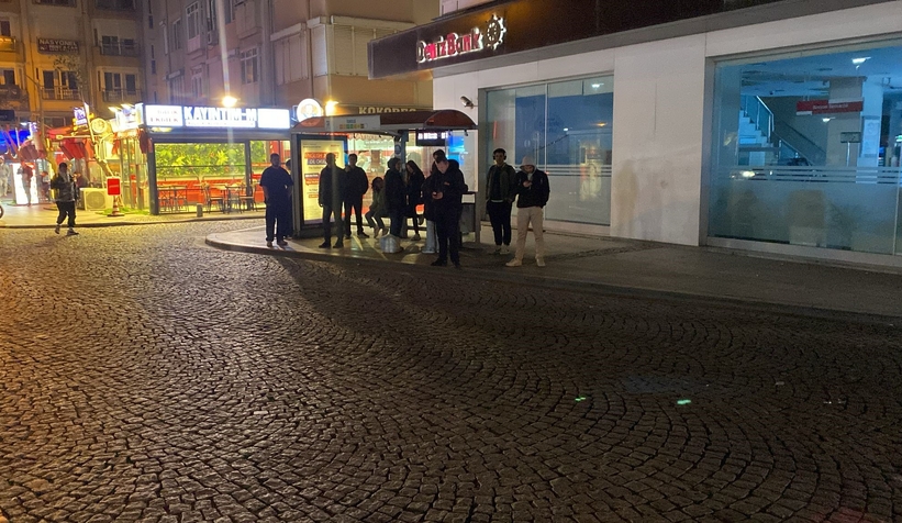 Şiddetli deprem; Bir çok ilde hissedildi